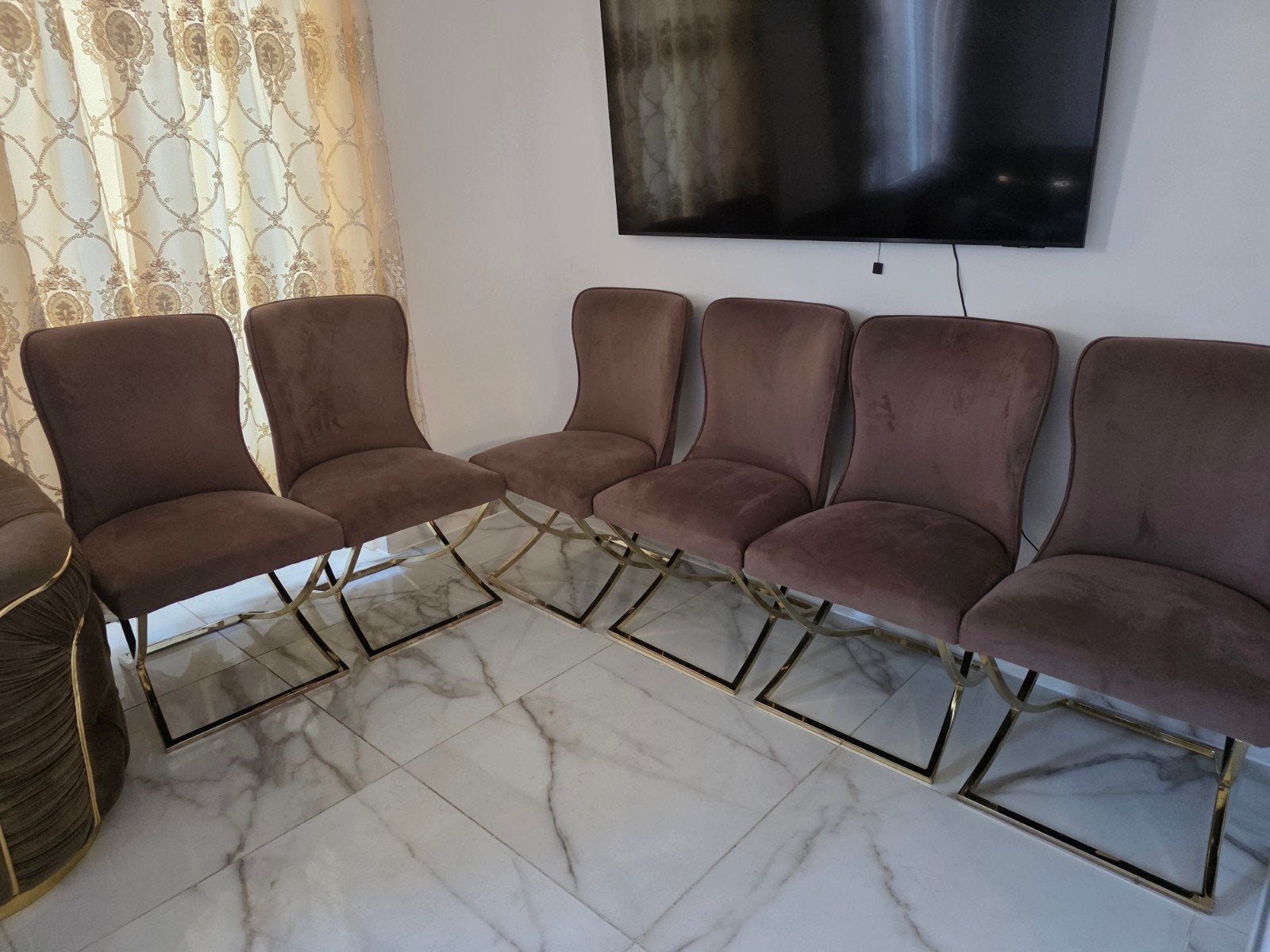 Set van 6 luxe eetkamerstoelen - Bruin fluweel met goud, Bruin, Ophalen of Verzenden, Zo goed als nieuw, Stof