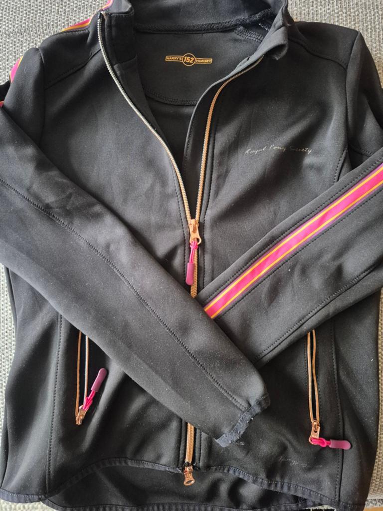 Jasje Harry's horse maat 152, Dieren en Toebehoren, Paardrijkleding, Ophalen of Verzenden, Zo goed als nieuw