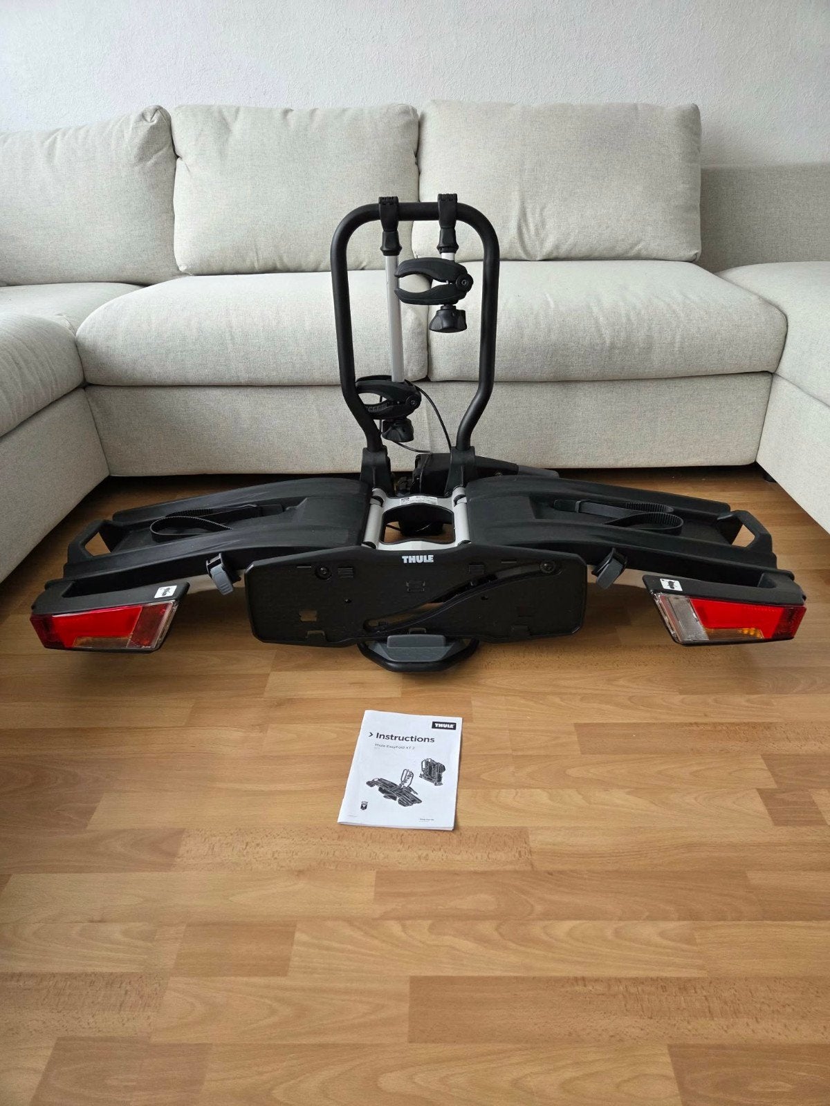 Thule EasyFold XT 933 Fietsendrager voor 2 fietsen, Ophalen, Zo goed als nieuw, Trekhaakdrager, Brede banden