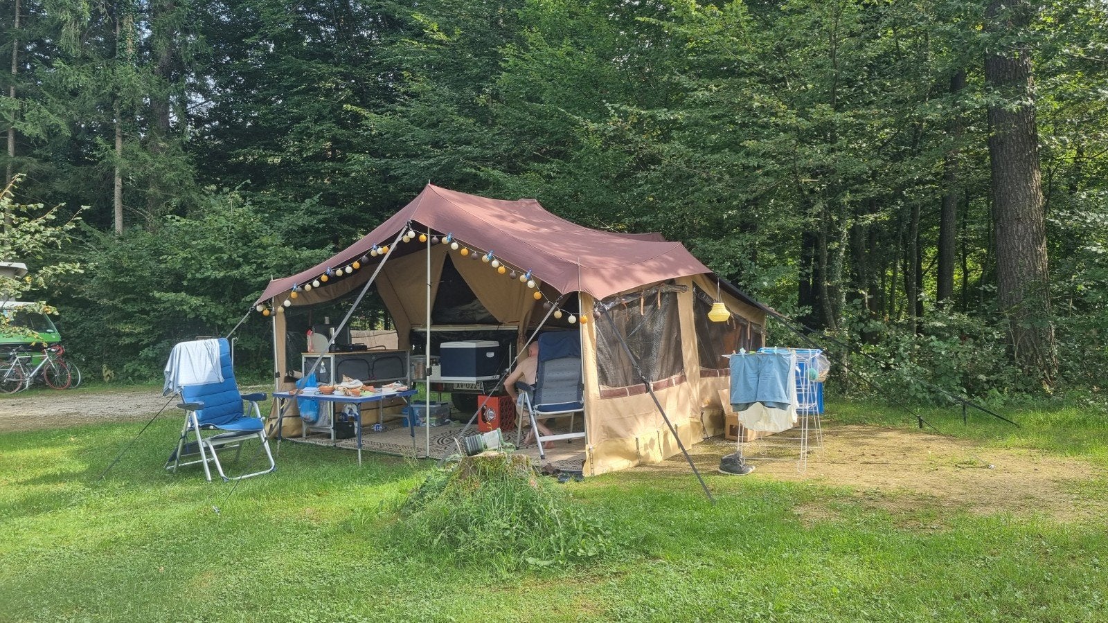 Campooz La Luna tenttrailer uit 2024, Ophalen, Zo goed als nieuw, Tot en met 4
