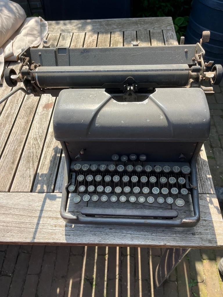 Oude typmachine, Diversen, Typemachines, Ophalen