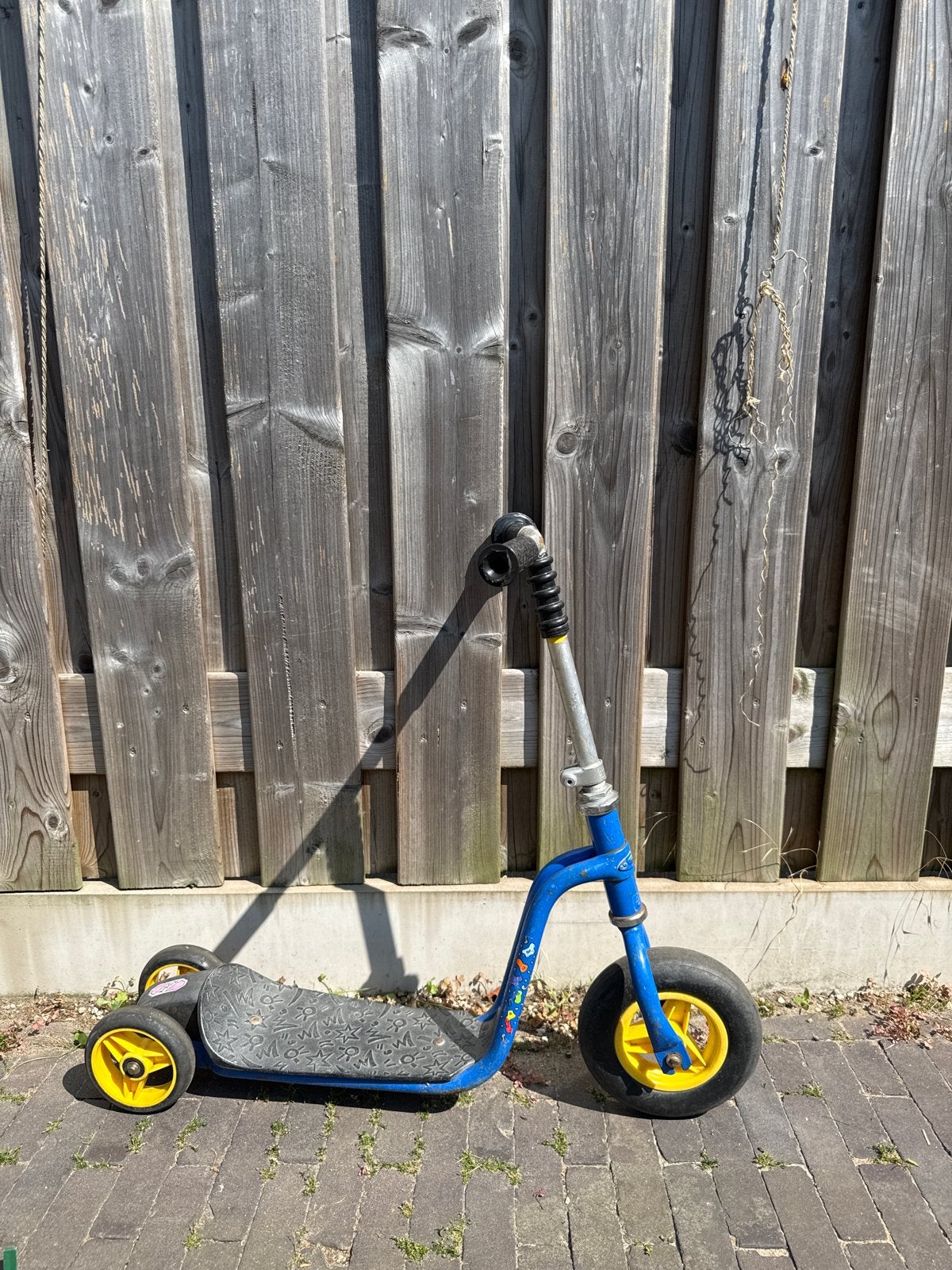 Puky step voor kinderen - Blauw met gele wielen, Fietsen en Brommers, Steps, Ophalen, Gebruikt, Gewone step
