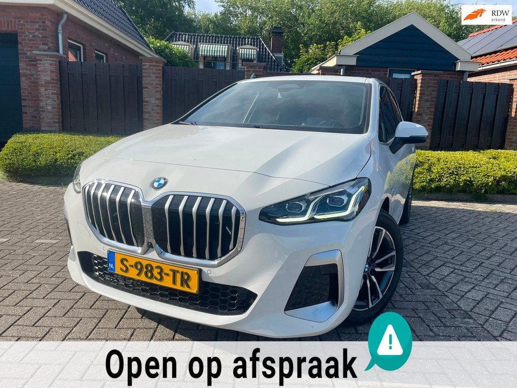 BMW 2-serie Active Tourer 220i M SPORT I PANORAMADAK I HEAD-, Auto's, BMW, Bedrijf, Te koop, 2-Serie Active Tourer, 360° camera
