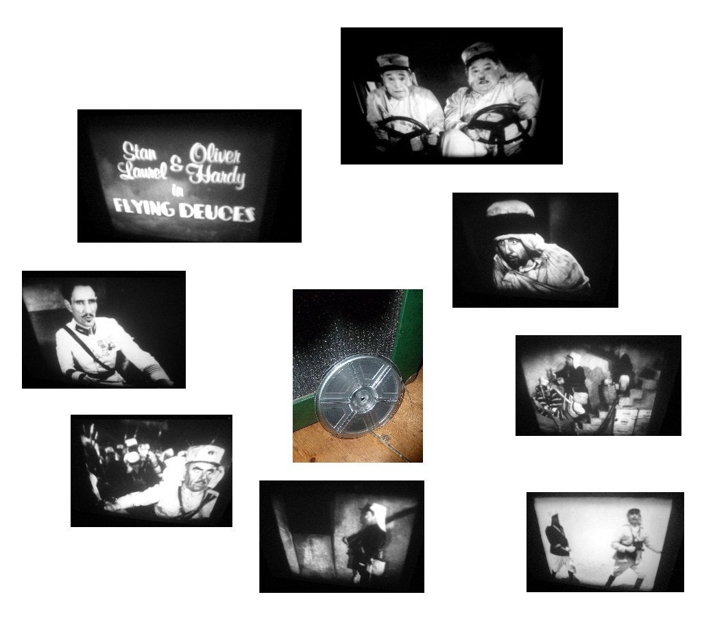 8mm film Laurel & Hardy - Flying Deuces - 1939 - silent, Ophalen of Verzenden, 8mm film