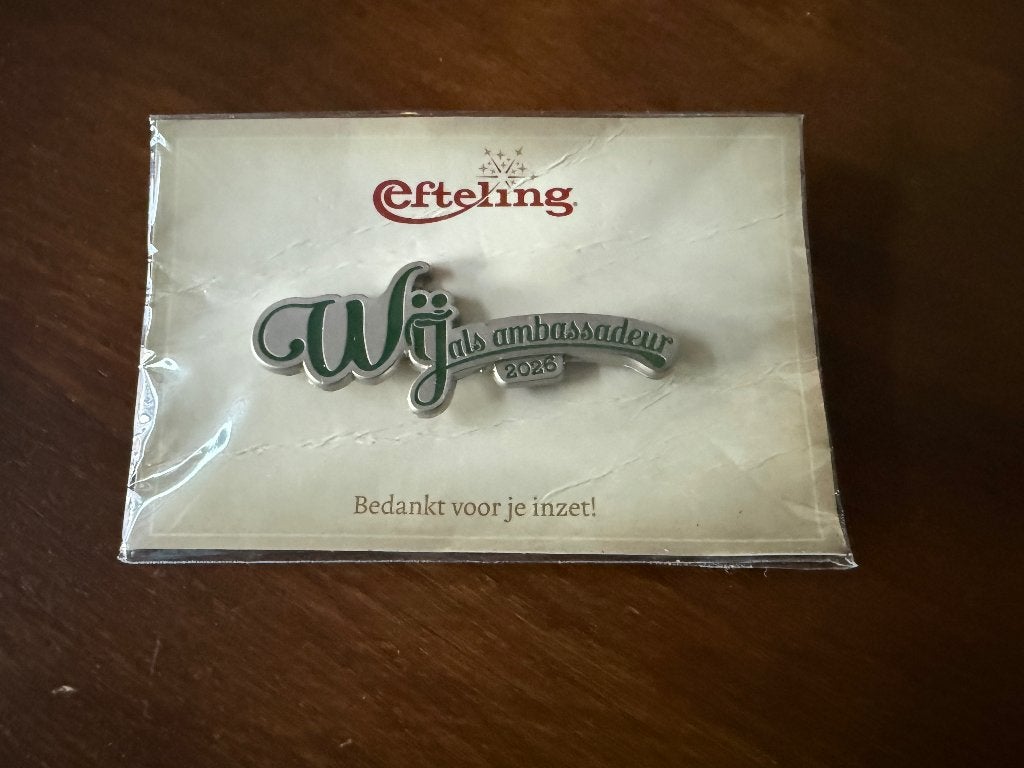 Efteling pin - Wij als ambassadeur 2026, Verzamelen, Efteling, Ophalen of Verzenden, Nieuw, Button of Speldje