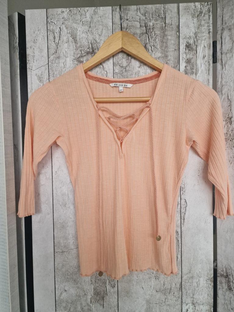 Pelagiza Rib Lace Up Tee - Perzikroze Top Maat XS, Pelagiza, Nieuw, Oranje, Ophalen of Verzenden