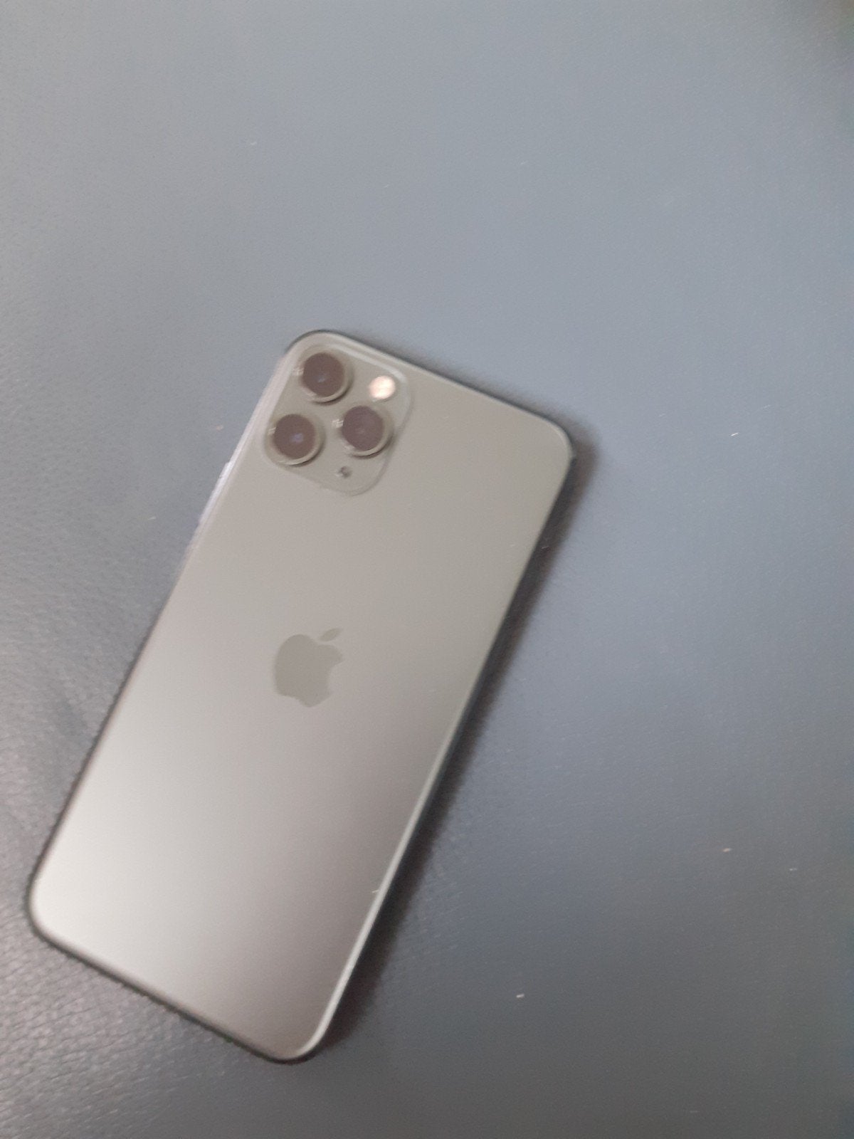 iphone 11Pro ( lees Beschrijving) €70/Ruilen mogelijk, Gebruikt, Ophalen of Verzenden, Zonder simlock, Groen