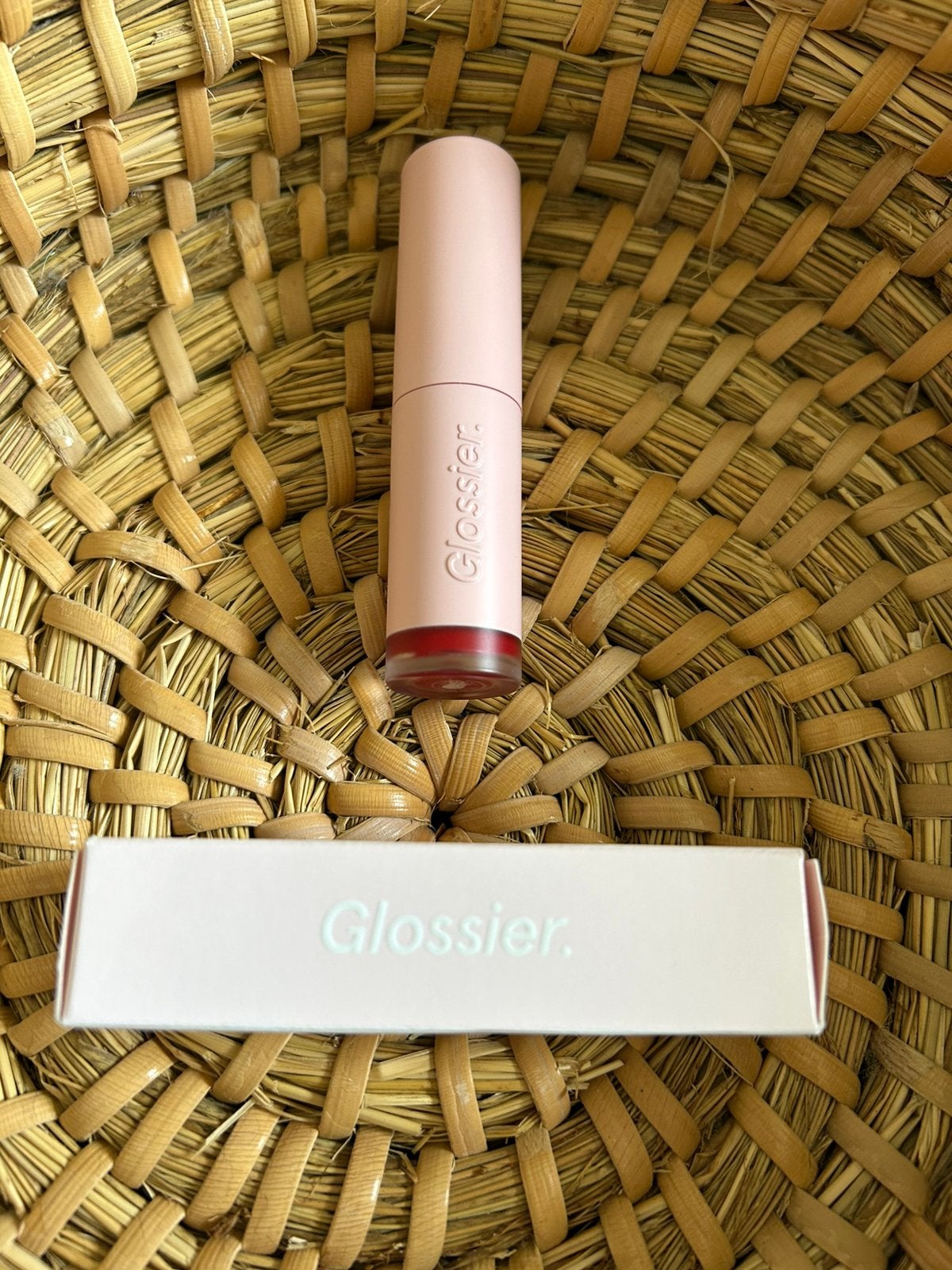 Glossier G Suit Soft Touch Lip Crème - 6 ml - Jet, Verzenden, Nieuw, Make-up, Overige kleuren