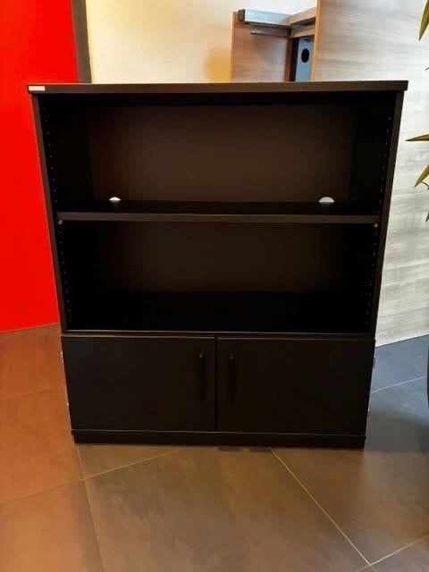 GRATIS Praktische kast met open vakken en deuren, Ophalen, Gebruikt, 100 tot 150 cm, 25 tot 50 cm