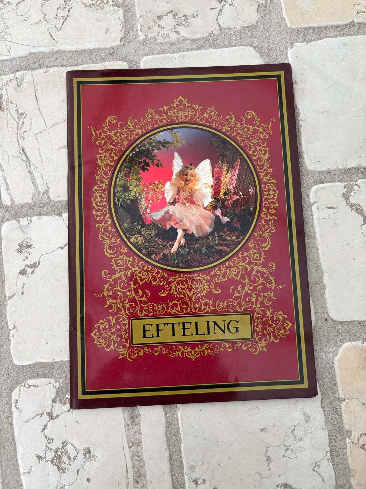 Efteling Sprookjesboek met veel foto’s van het park!, Ophalen of Verzenden, Zo goed als nieuw, Overige typen