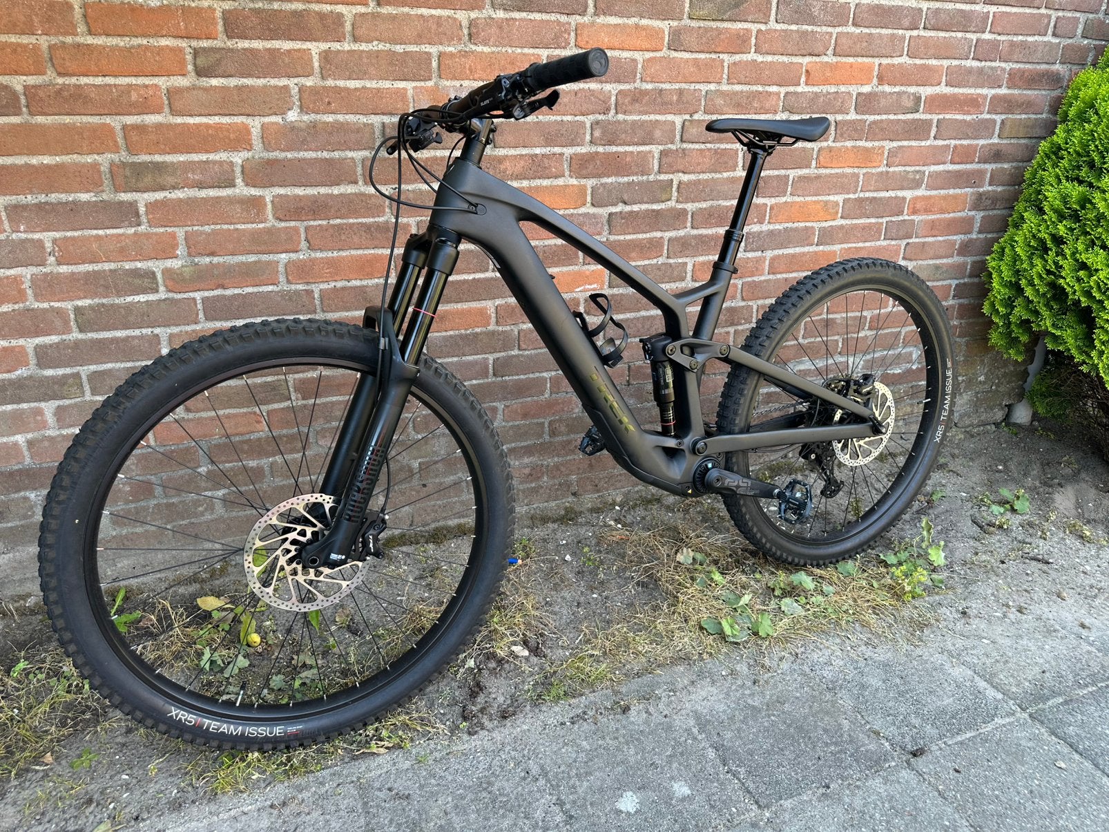 TREK Fuel EXe 9.5 Mountainbike  bijn nieuw, Fietsen en Brommers, Elektrische fietsen, Ophalen, Zo goed als nieuw, Cube, 50 km per accu of meer