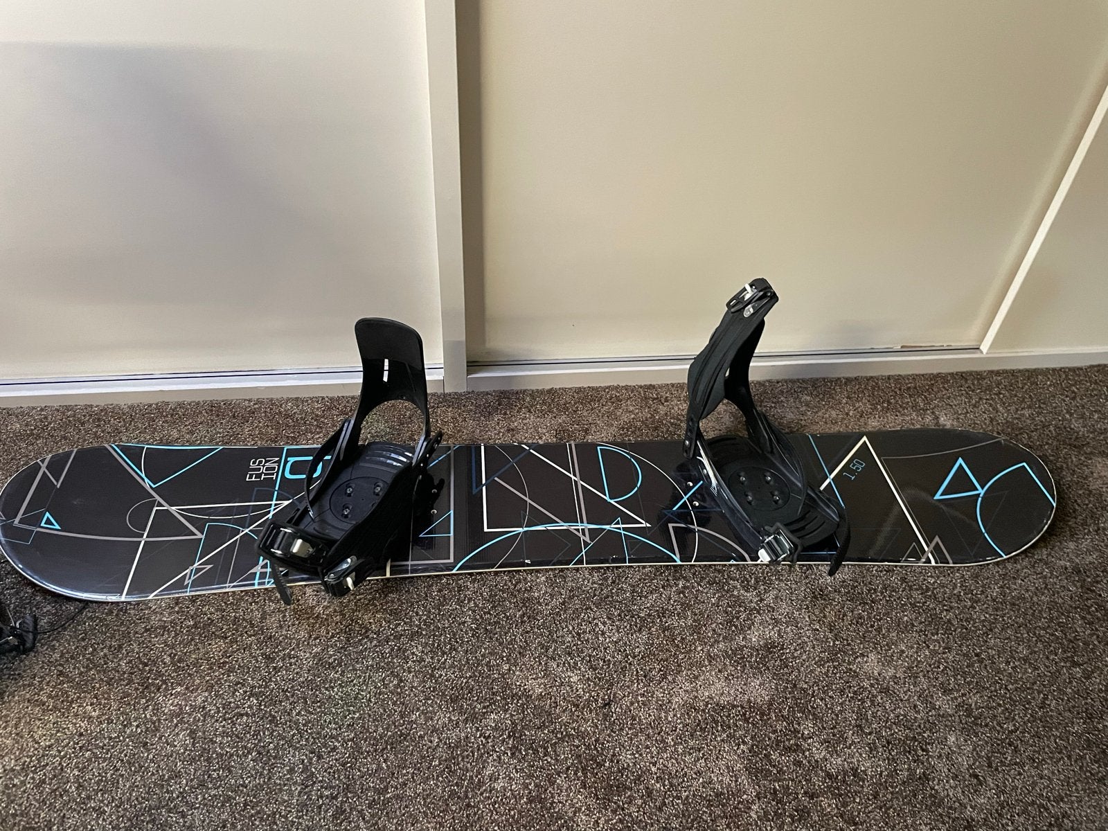 Snowboardset (in gebruikte staat), Sport en Fitness, Snowboarden, Ophalen, Gebruikt, Overige typen