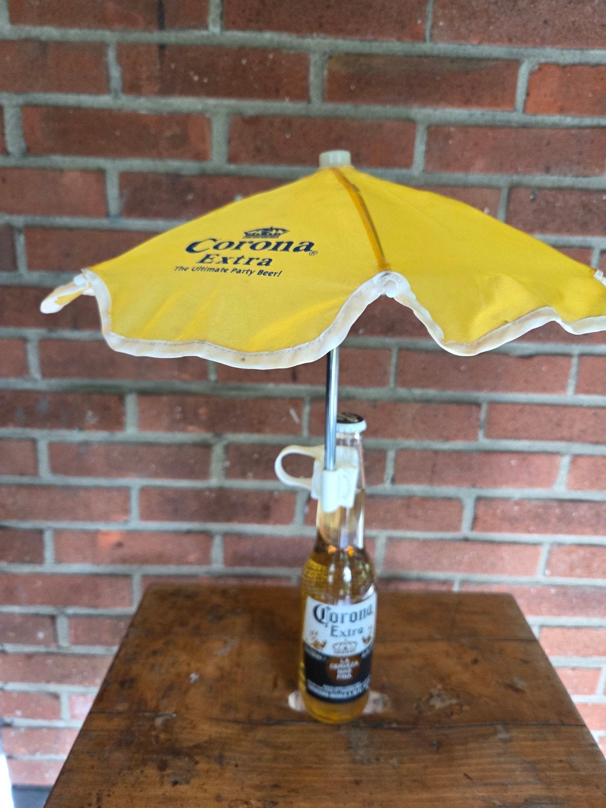 Corona Extra mini parasol fleskoeler, Verzamelen, Biermerken, Ophalen of Verzenden, Gebruikt, Overige typen, Overige merken