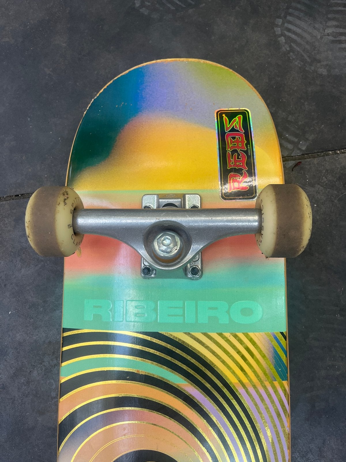 Primitive Skateboard - in goede staat, Sport en Fitness, Skateboarden, Ophalen, Zo goed als nieuw, Skateboard