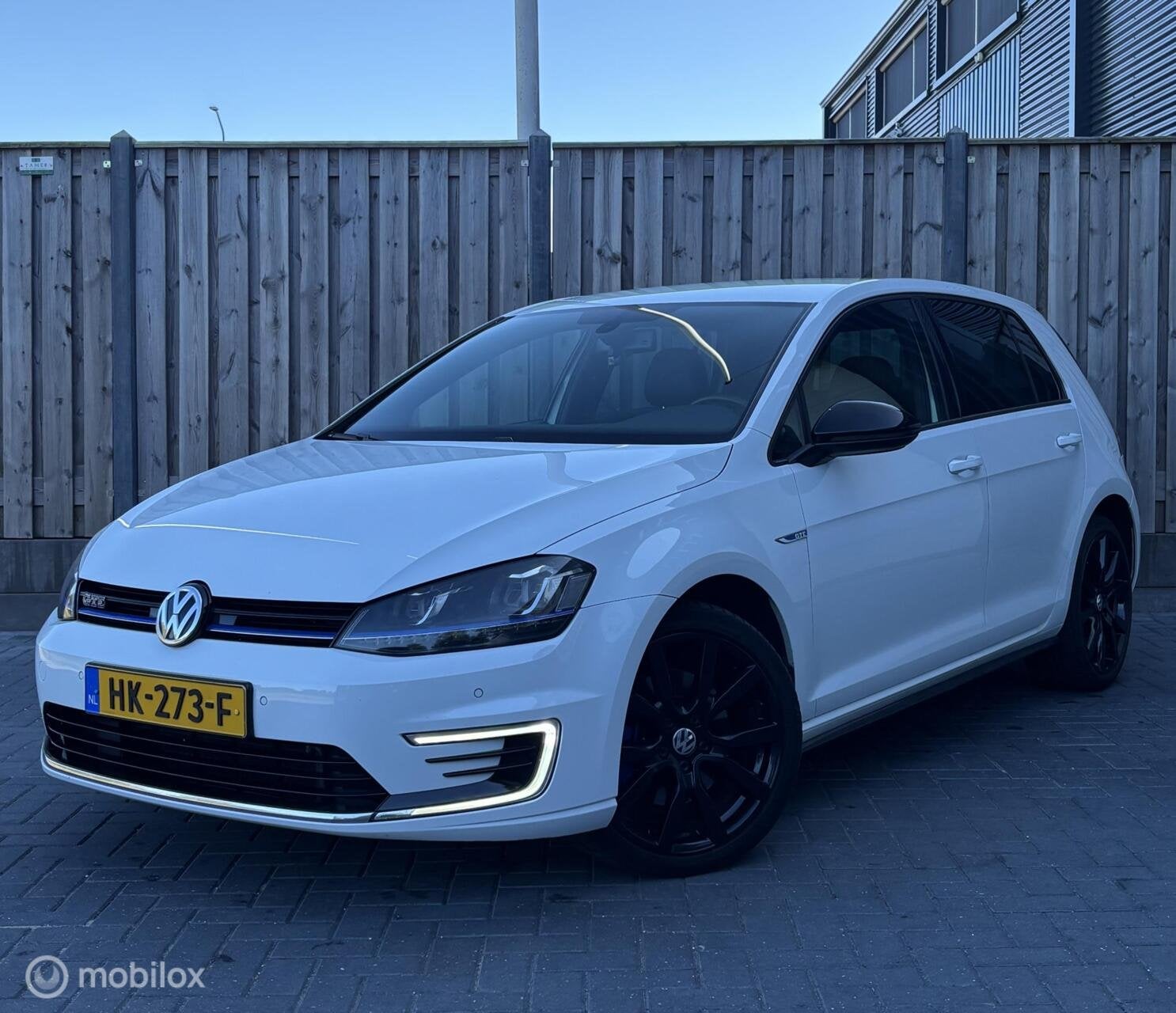 Volkswagen Golf 1.4 TSI GTE/AUTOMAAT/LEDER/PDC/CAMERA/DSG/, Gebruikt, 4 cilinders, Wit, 1499 kg