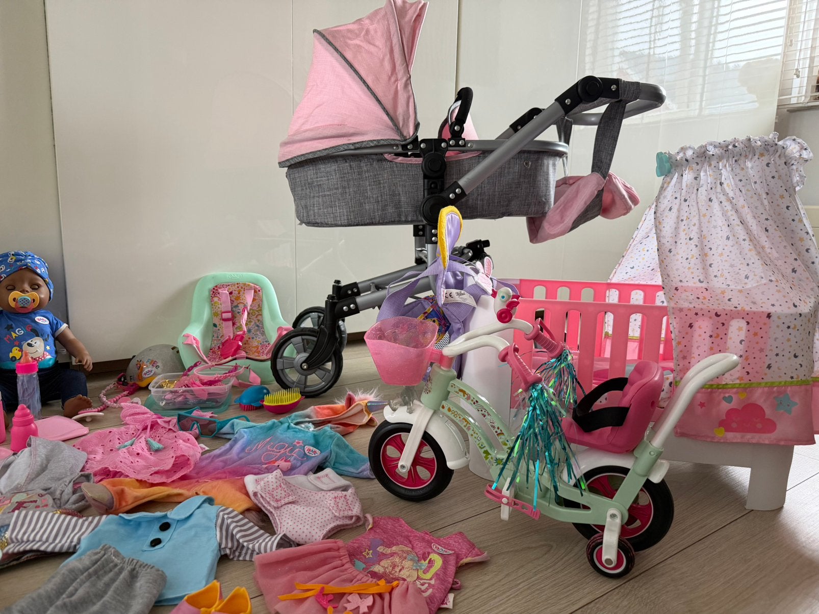 Baby born set & poppenwagen, Ophalen, Zo goed als nieuw, Babypop