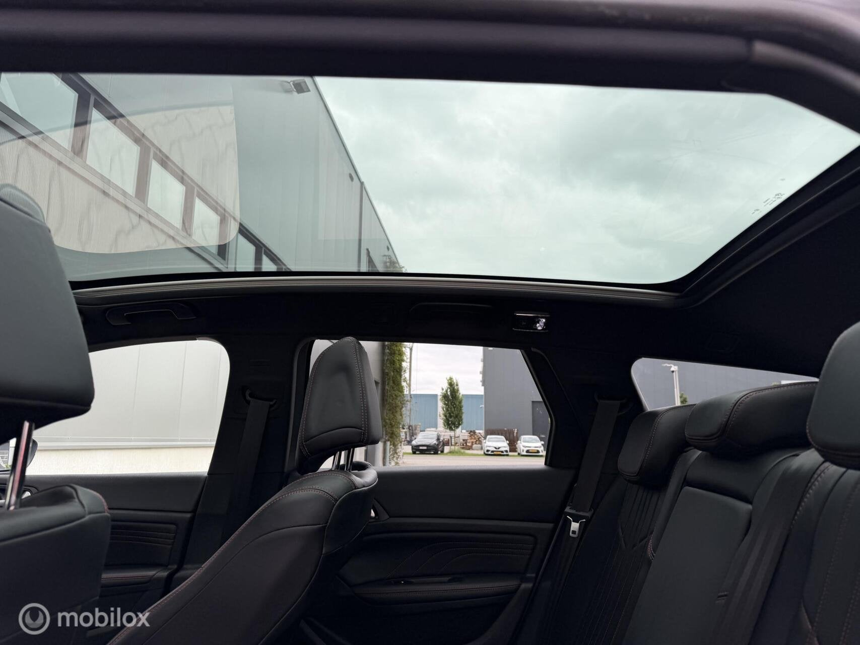 Foto 22 van Peugeot 308 SW 1.2 PureTech GT-line|AUTOMAAT|MASSAGESTO|PANO