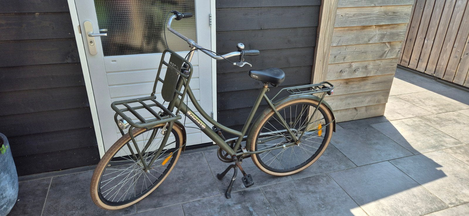 Degelijke transportfiets, legergroen, met voordrager, Overige merken, Terugtraprem, Ophalen of Verzenden, 53 tot 56 cm