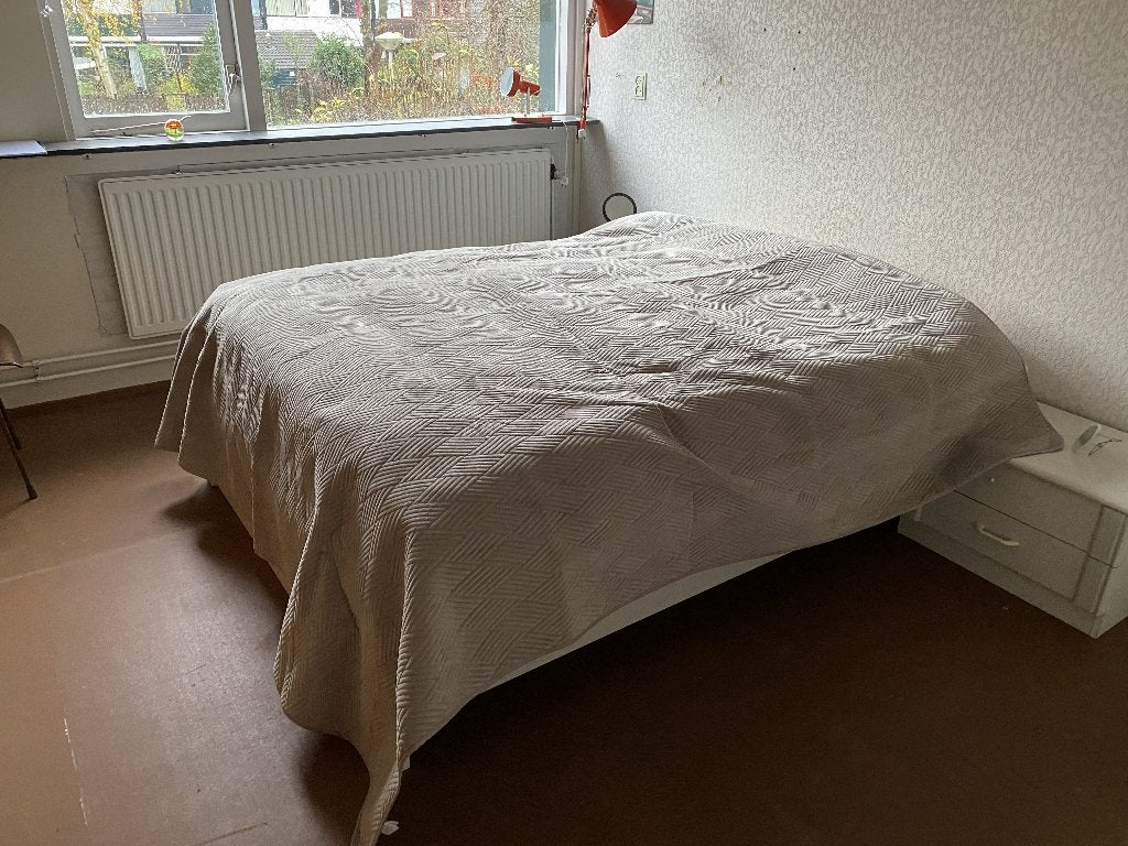 Twee persoonsbed met handverstelbare bedbodems, Ophalen, Tweepersoons, Modern, 160 cm
