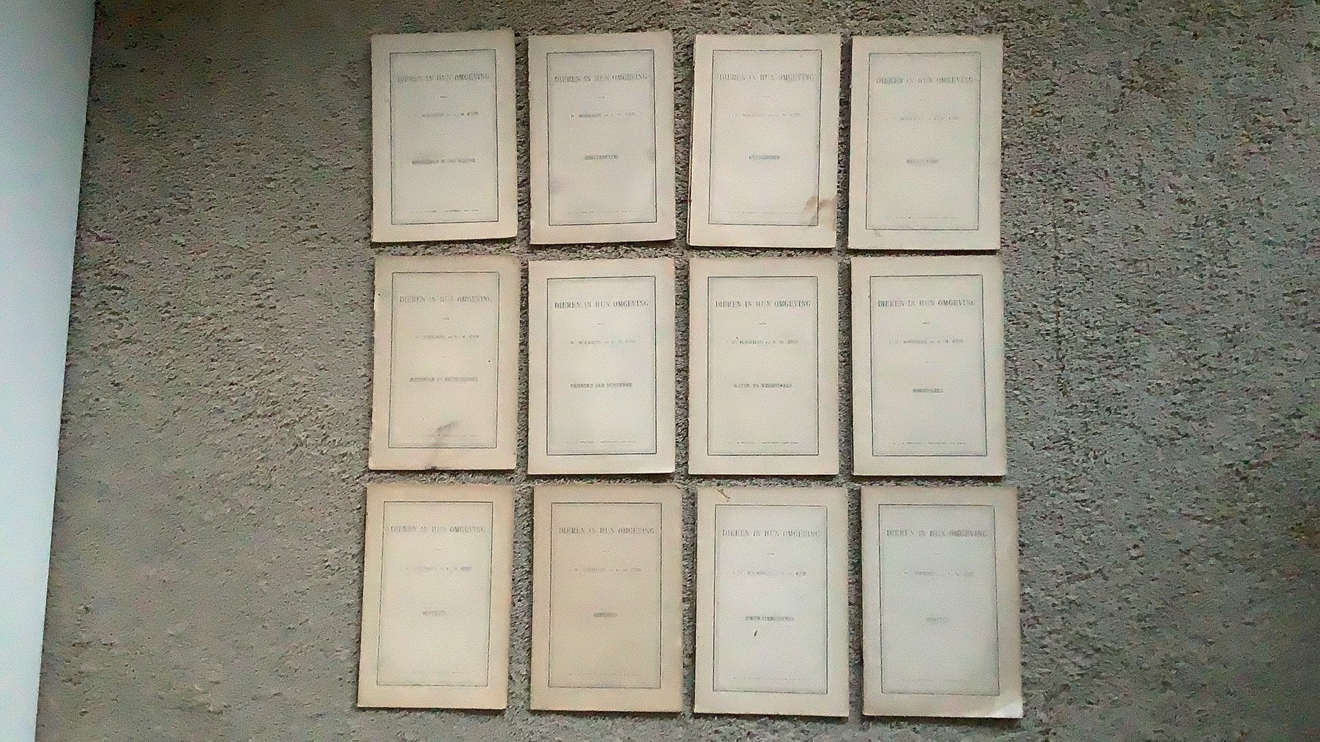 Dieren in hun omgeving, 12 boekjes met schoolplaten., Ophalen of Verzenden, J.W. Boerman / K.M. Knip