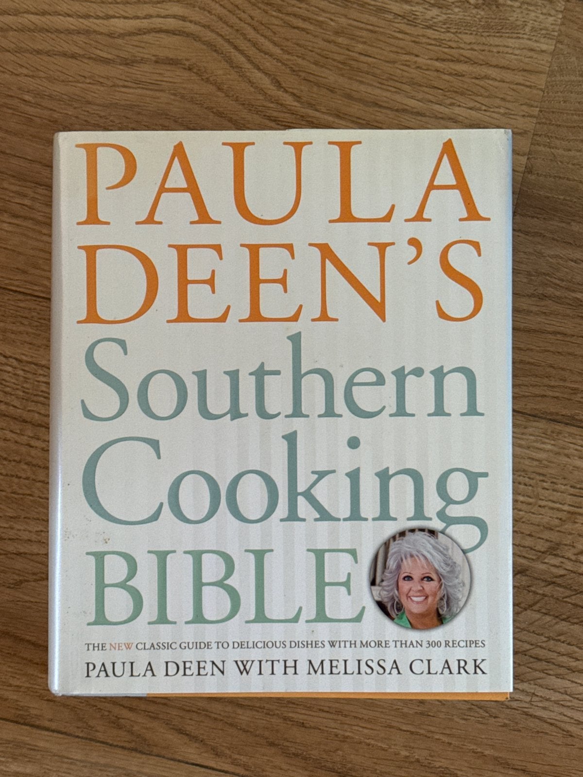 Paula Deen's Southern Cooking Bible - Kookboek, Boeken, Ophalen of Verzenden, Zo goed als nieuw, Overige gebieden, Voorgerechten en Soepen