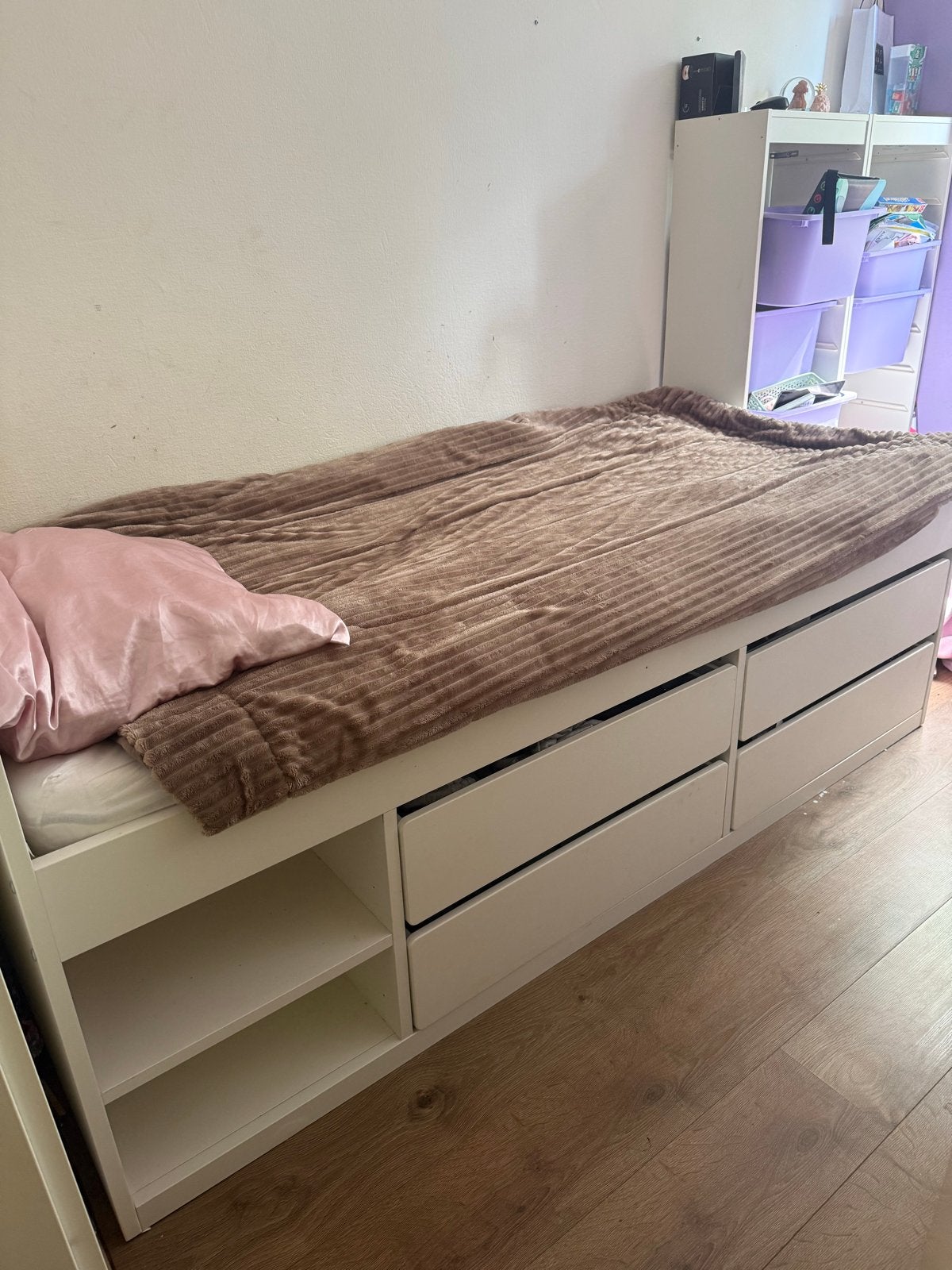 Ikea SLÄKT bed met lades en lattenbodem, 90x200 cm, Ophalen, Gebruikt, 90 cm, Eenpersoons