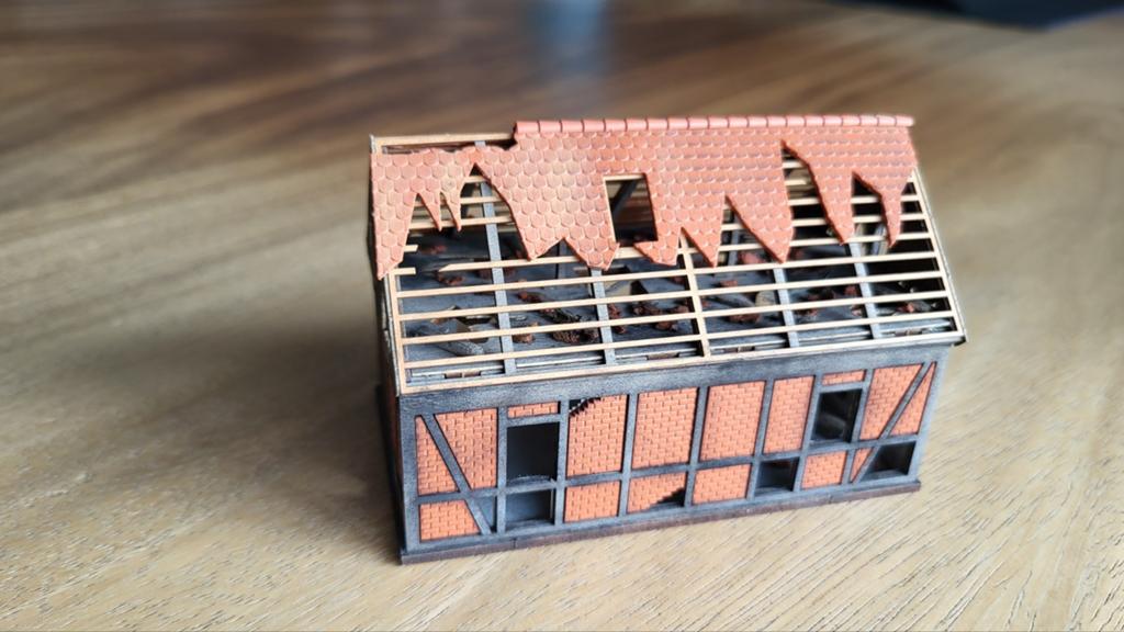 Busch Ruïne Huisje - Nieuw en Netjes Gebouwd, Hobby en Vrije tijd, Modeltreinen | H0, Ophalen of Verzenden, Nieuw, Overige typen