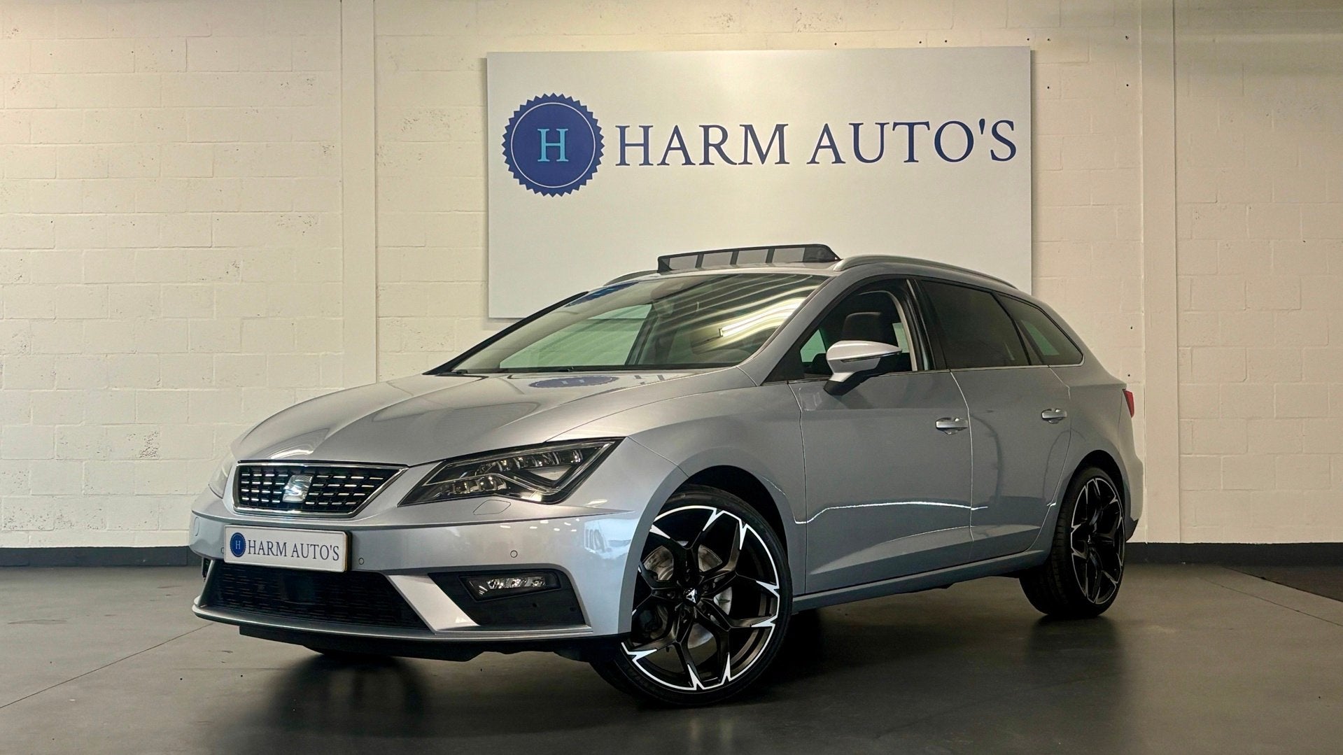 SEAT Leon ST 1.8 TSI Xcellence 180pk Pano / Navi / Keyless /, Auto's, Seat, Bedrijf, Te koop, Leon, ABS, Adaptive Cruise Control