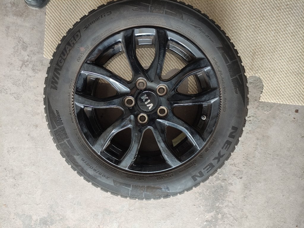 winterbanden kia niro, Auto-onderdelen, Banden en Velgen, Gebruikt, 16 inch, Banden en Velgen, Personenwagen