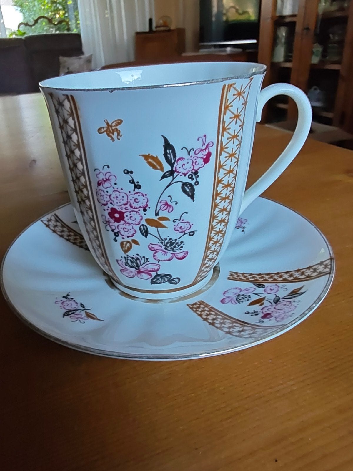 Russische kop en schotel, Ophalen of Verzenden