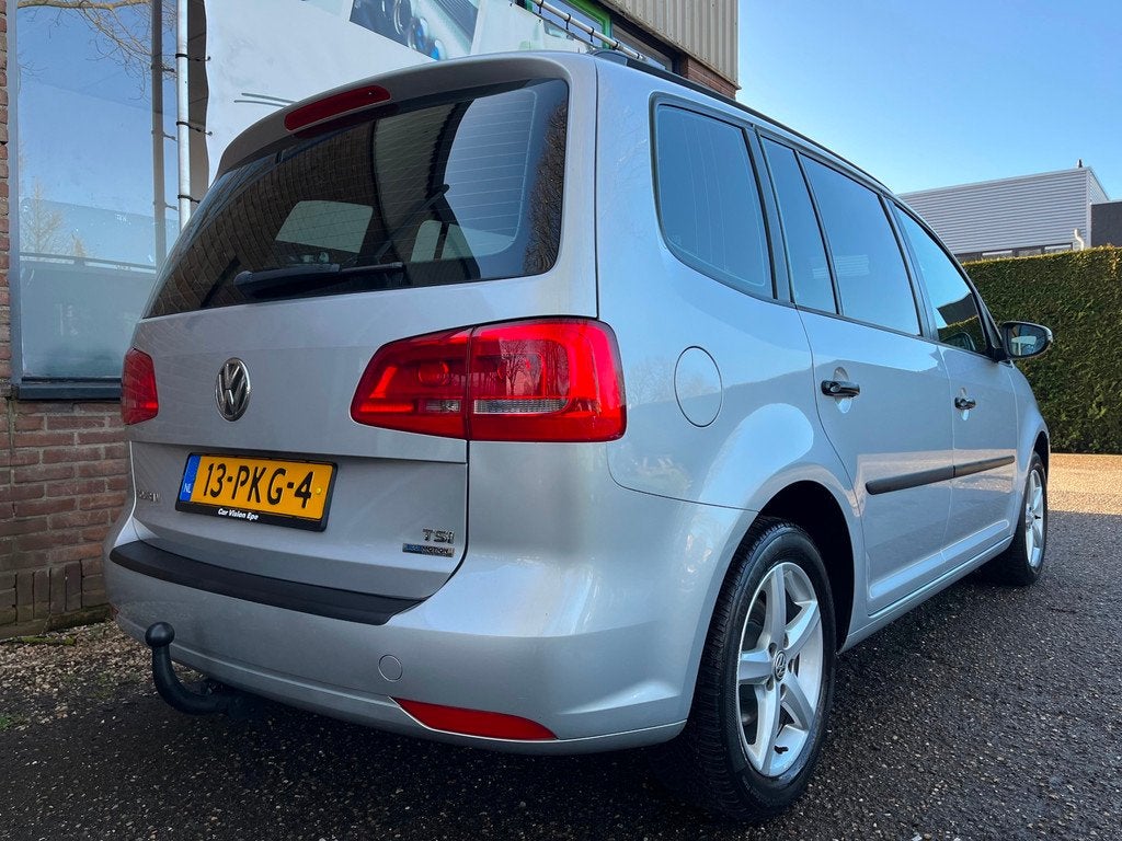 Volkswagen Touran 1.2 TSI Trendline BlueMotion|Trekhaak|Crui, Auto's, Volkswagen, Euro 5, Gebruikt, 4 cilinders, Origineel Nederlands