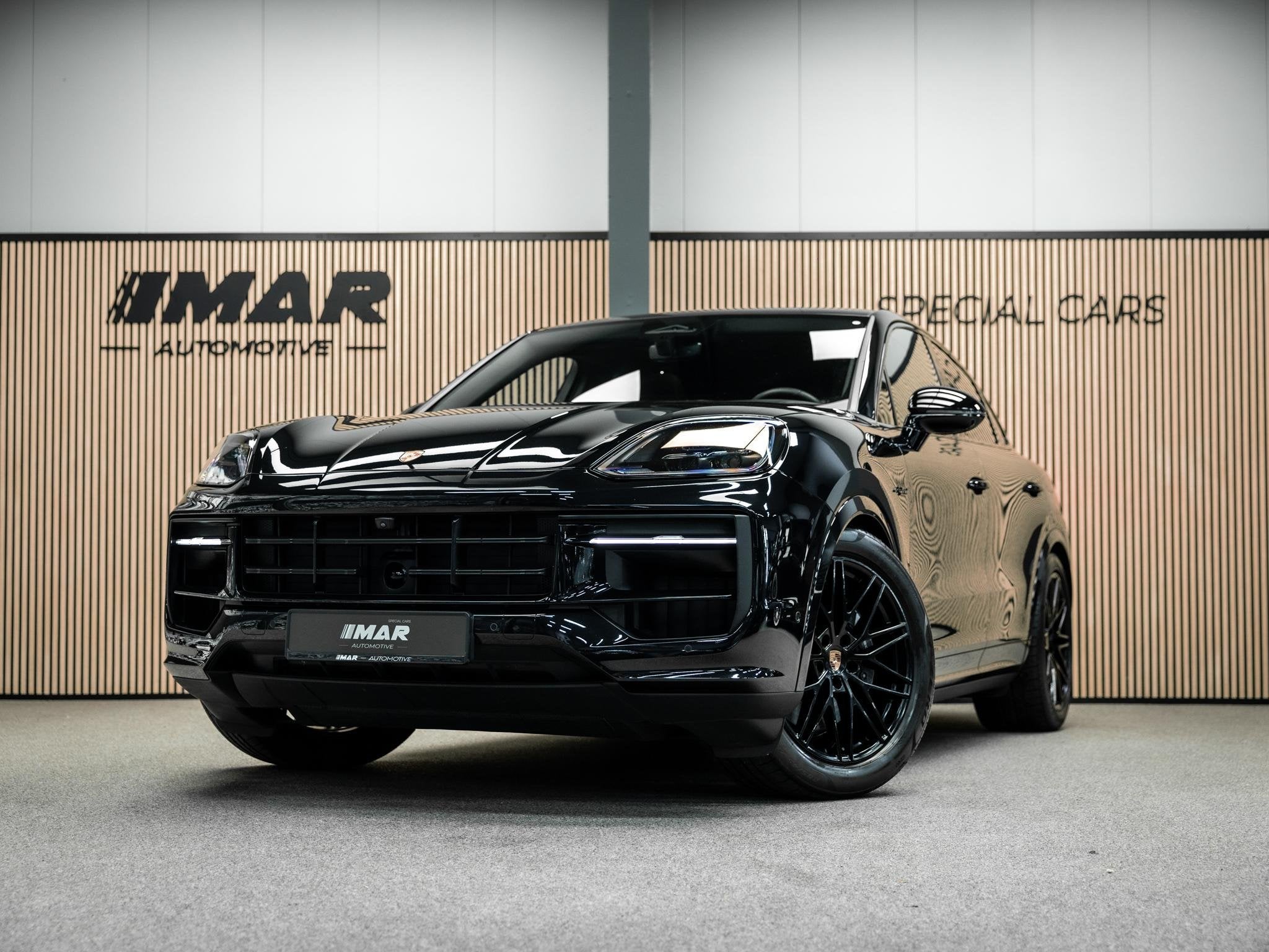 Porsche Cayenne Coupé 3.0 E-Hybrid Black Edition Prachtige, Automaat, Gebruikt, 2995 cc, 4 stoelen