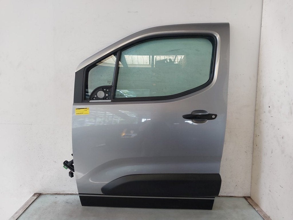 Portier Links Voor Opel Combo Cargo (2018-08/..) 9822696380, Gebruikt, Bahnhofsplatz, Rüsselsheim am Main 65423, , Duitsland, Opel