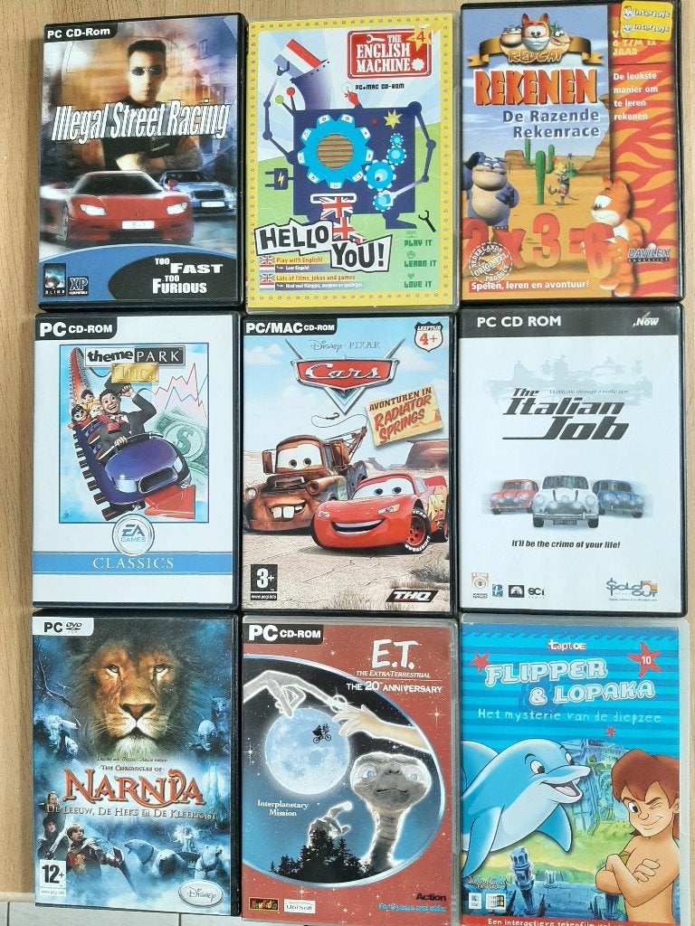 9 pc cd rom, Ophalen of Verzenden, Zo goed als nieuw