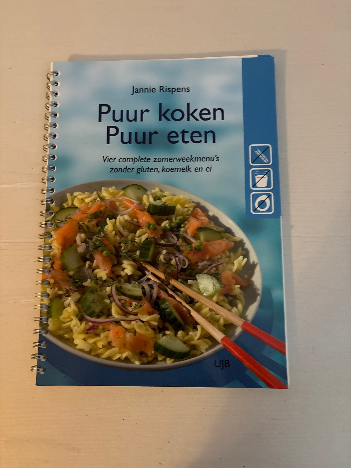 Puur Koken Puur Eten - Jannie Rispens (glutenvrij, koemelkvr, Hoofdgerechten, Ophalen of Verzenden, Zo goed als nieuw, Gezond koken