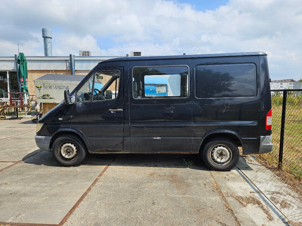 Mercedes Sprinter 216 Cdi 160 pk export onderdelen 316 416, Auto's, Automaat, Achterwielaandrijving, 2000 kg, Zwart