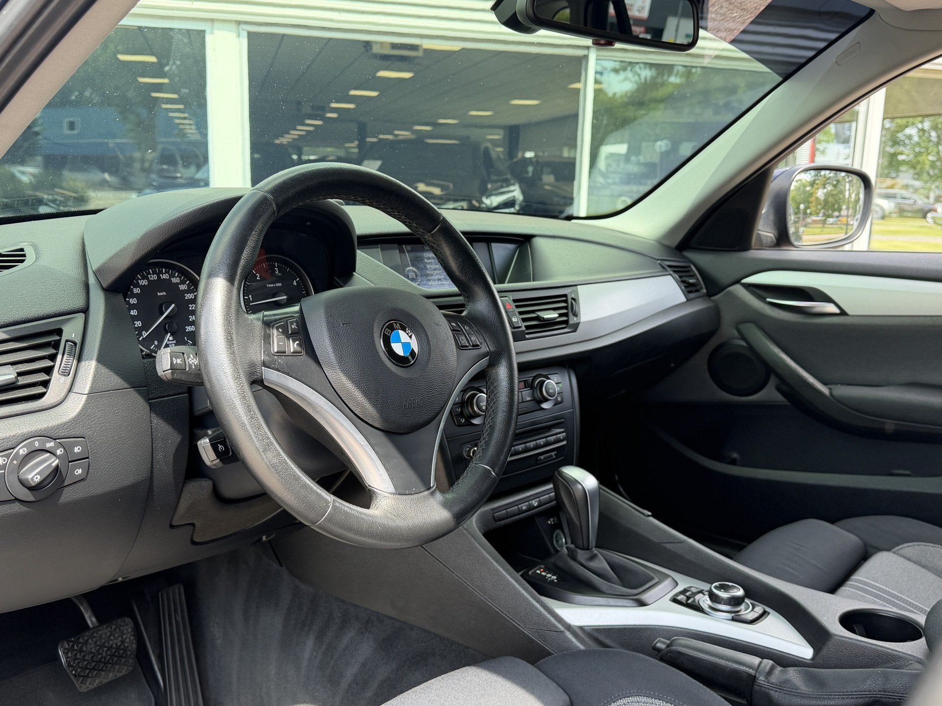 BMW X1 xDrive20d Executive | BMW onderhouden | Nieuwe apk, Auto's, Euro 5, Stof, Zwart, 4 cilinders