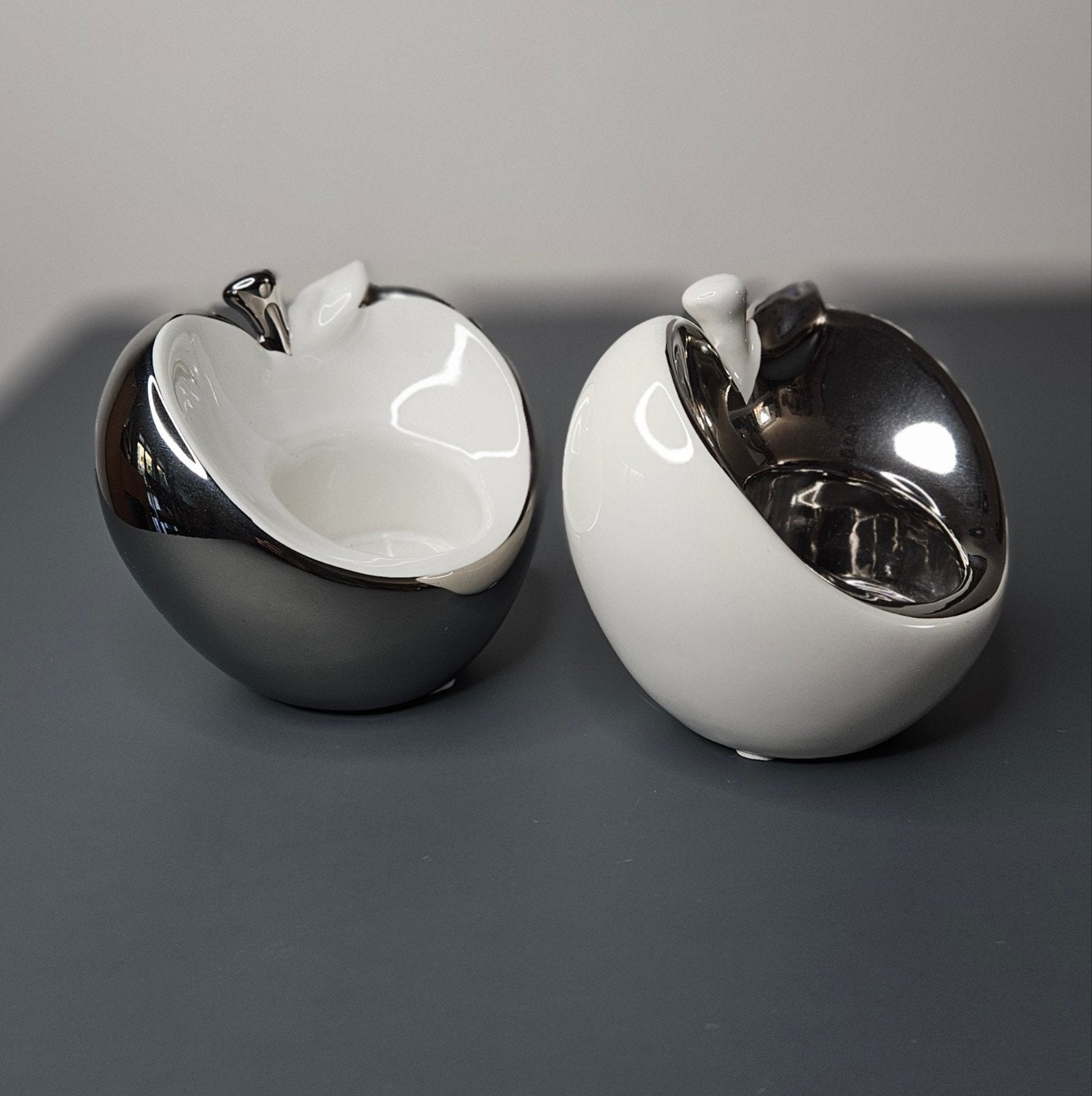Theelichthouder "appel wit,zilver"  H.9.5cm. 2stuks. 2mod., 9 cm, Gilde Handwerk, Export@Gildehandwerk.com, Waxinelichthouder