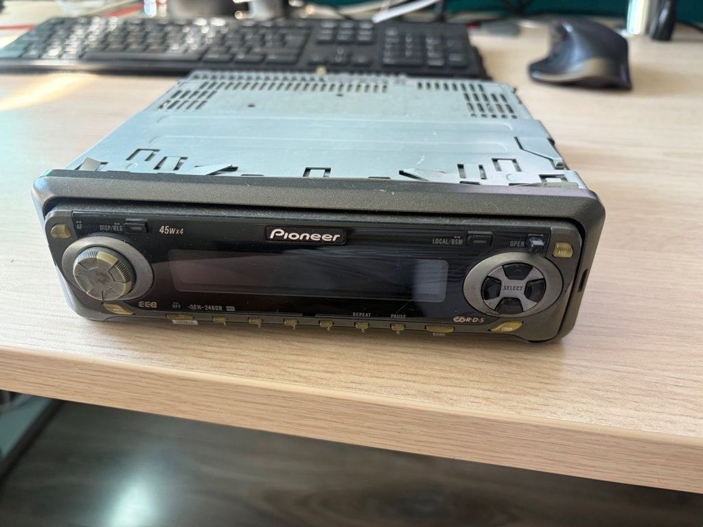 Pioneer DEH-2460R autoradio – gebruikt, Ophalen, Gebruikt