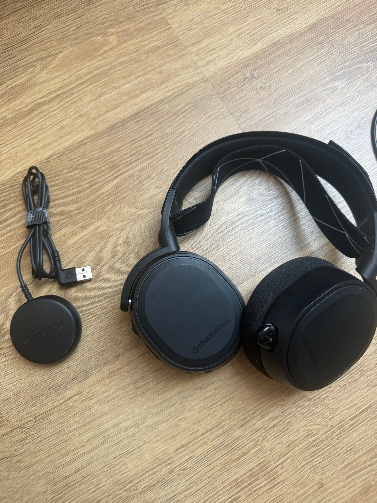 SteelSeries Arctis 9 Gaming Headset - Zo goed als nieuw, Ophalen, Gaming, Bluetooth, Zo goed als nieuw