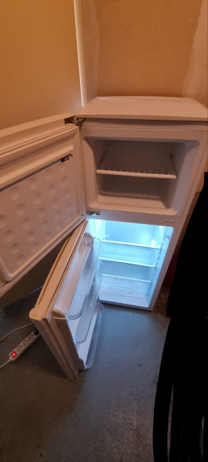 Proline Koelkast met vriesvak/ Fridge, Witgoed en Apparatuur, Koelkasten en IJskasten, 75 tot 100 liter, Zo goed als nieuw, 45 tot 60 cm