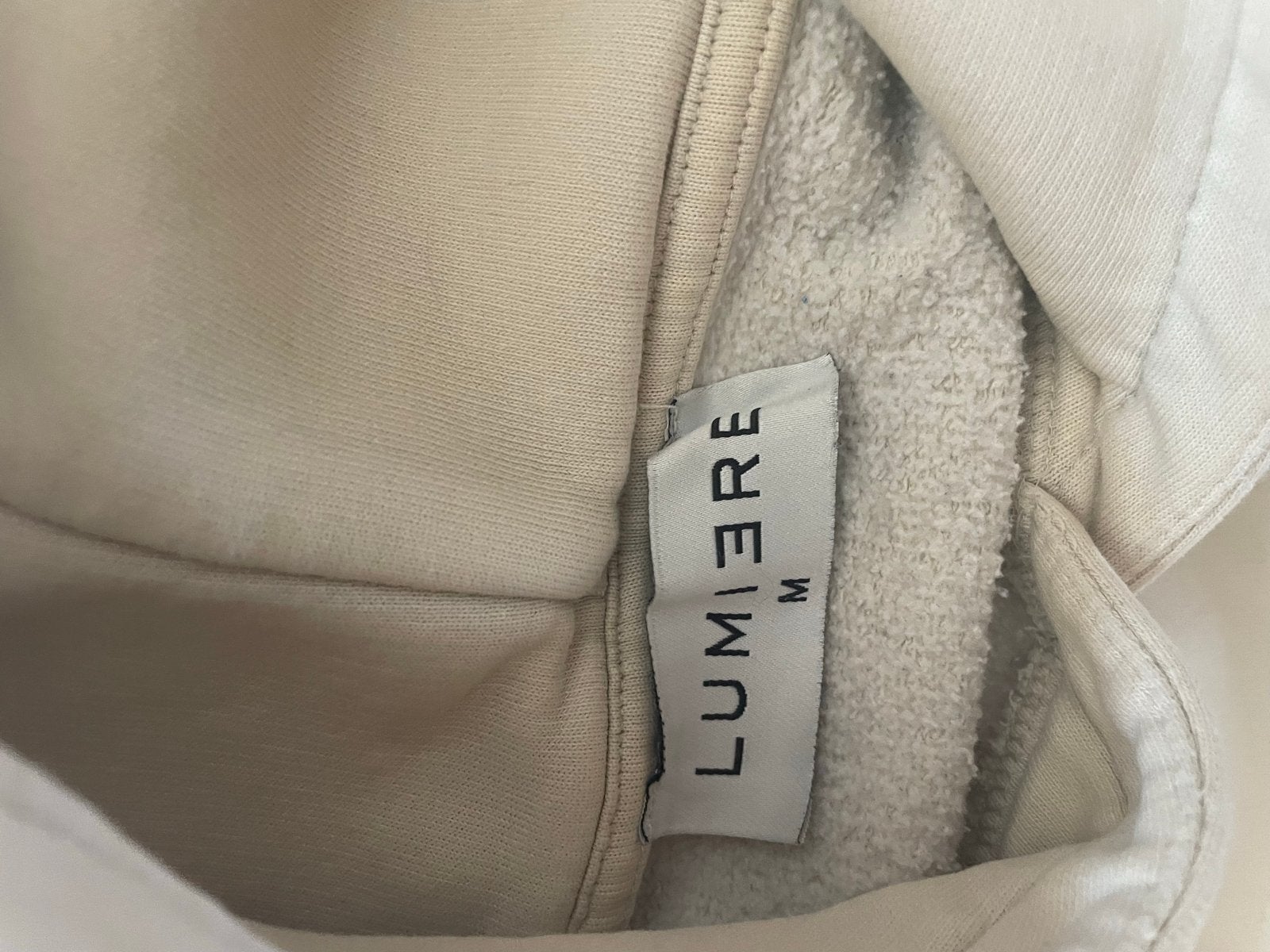 Lumiere Sportif Hoodie & Jogger Set - Maat M, Ophalen of Verzenden, Gedragen, Maat 38/40 (M), Beige