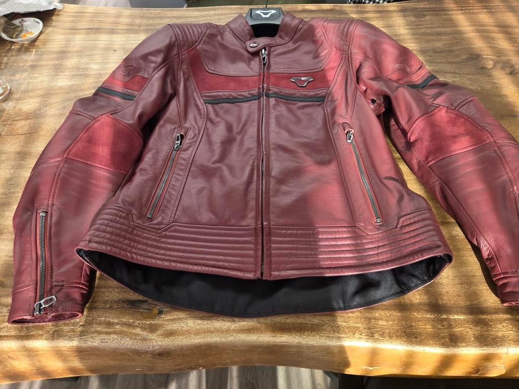 Mooie bordeaux rode, leren dames motorjas., Ophalen of Verzenden, Tweedehands, Dames, Jas | leer