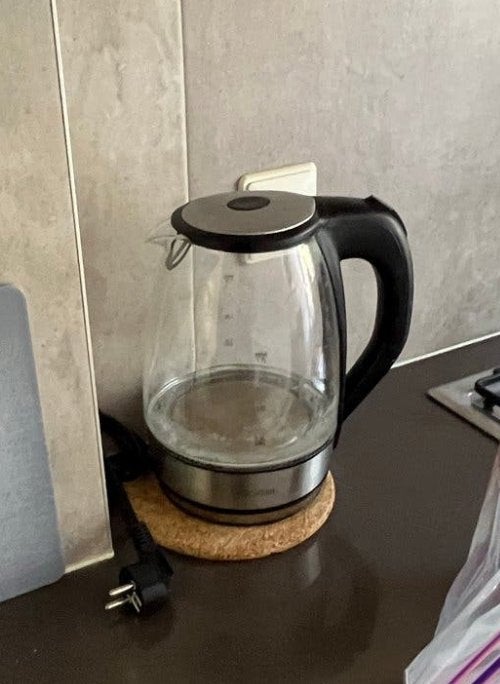 Glazen waterkoker met snoer, 1 tot 2 liter, Ophalen, Gebruikt, Draadloos