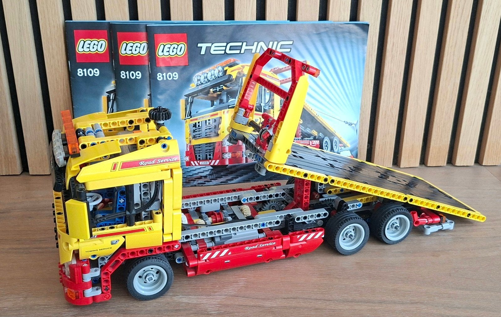 Lego Technic 8109 / Flatbed Truck, Lego, Inclusief instructies, Ophalen of Verzenden, Zo goed als nieuw