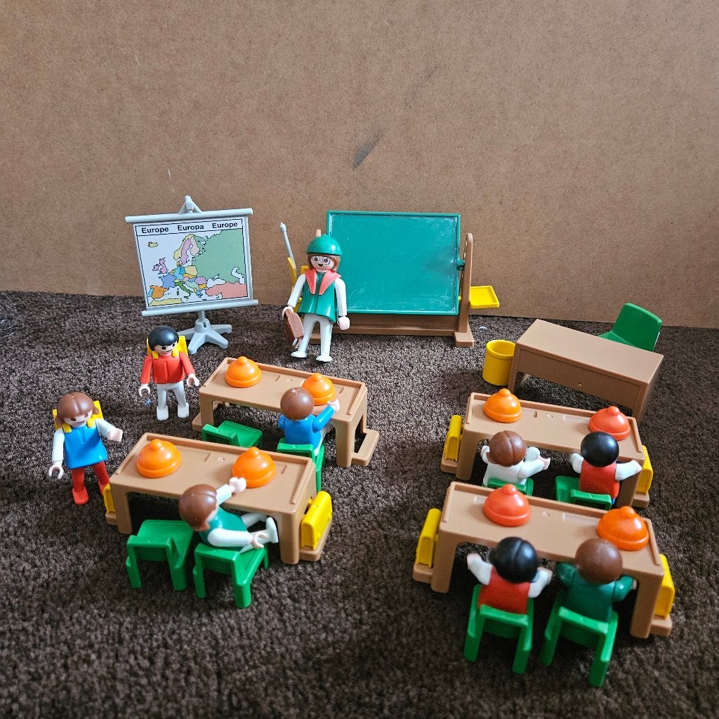 Playmobil 3522 Groot Vintage Klaslokaal (1984), Kinderen en Baby's, Speelgoed | Playmobil, Ophalen of Verzenden, Gebruikt, Complete set