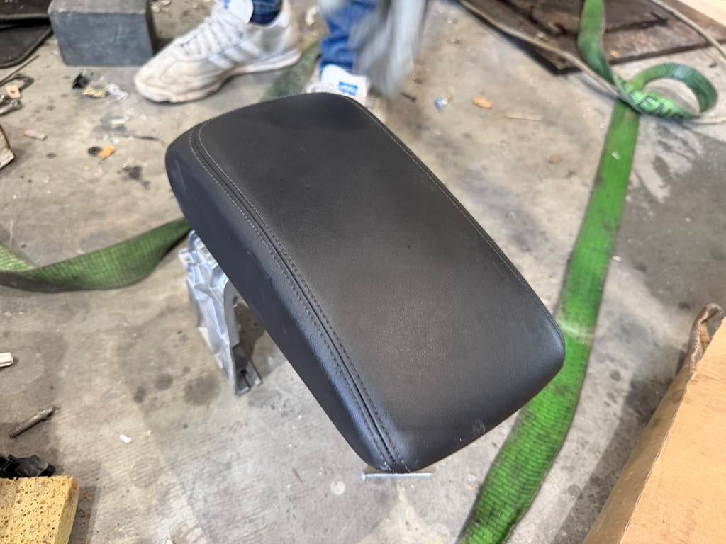 armsteun audi a1, Auto-onderdelen, Interieur en Bekleding, Ophalen of Verzenden, Audi