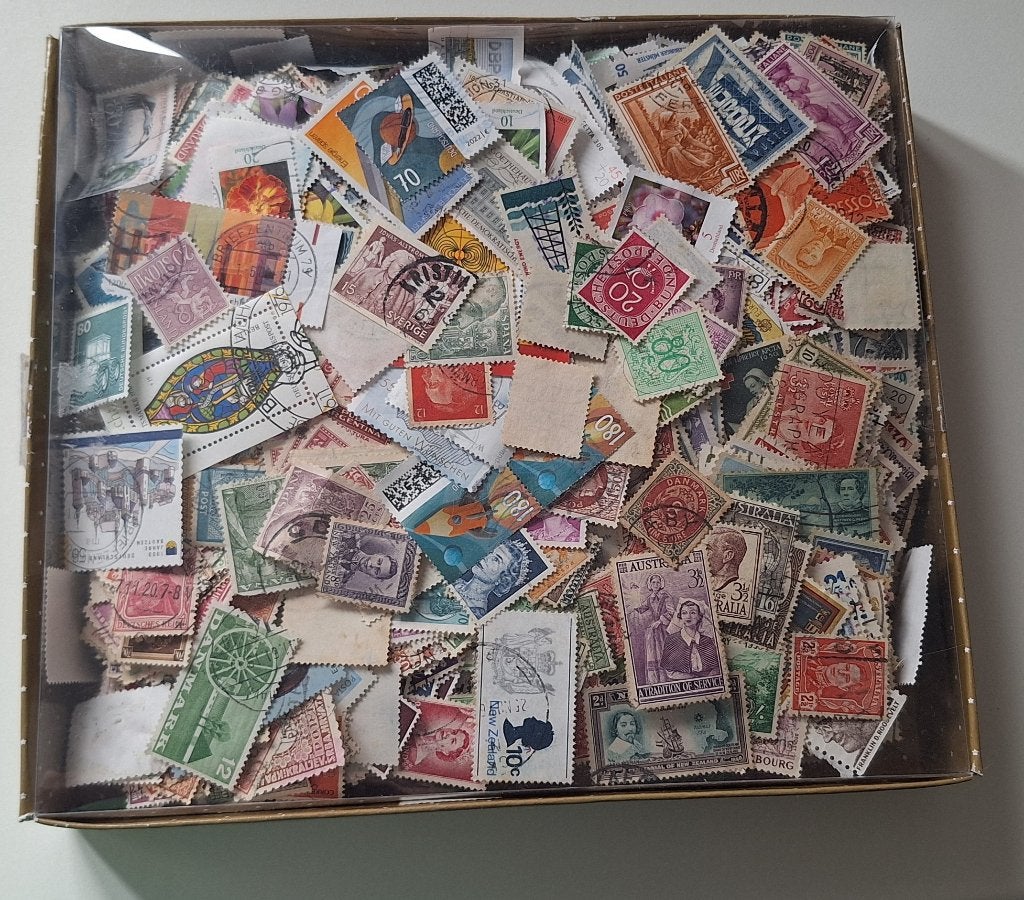 Plat doosje kilowaar afgeweekt Wereld circa 350 gram., Ophalen of Verzenden, Buitenland