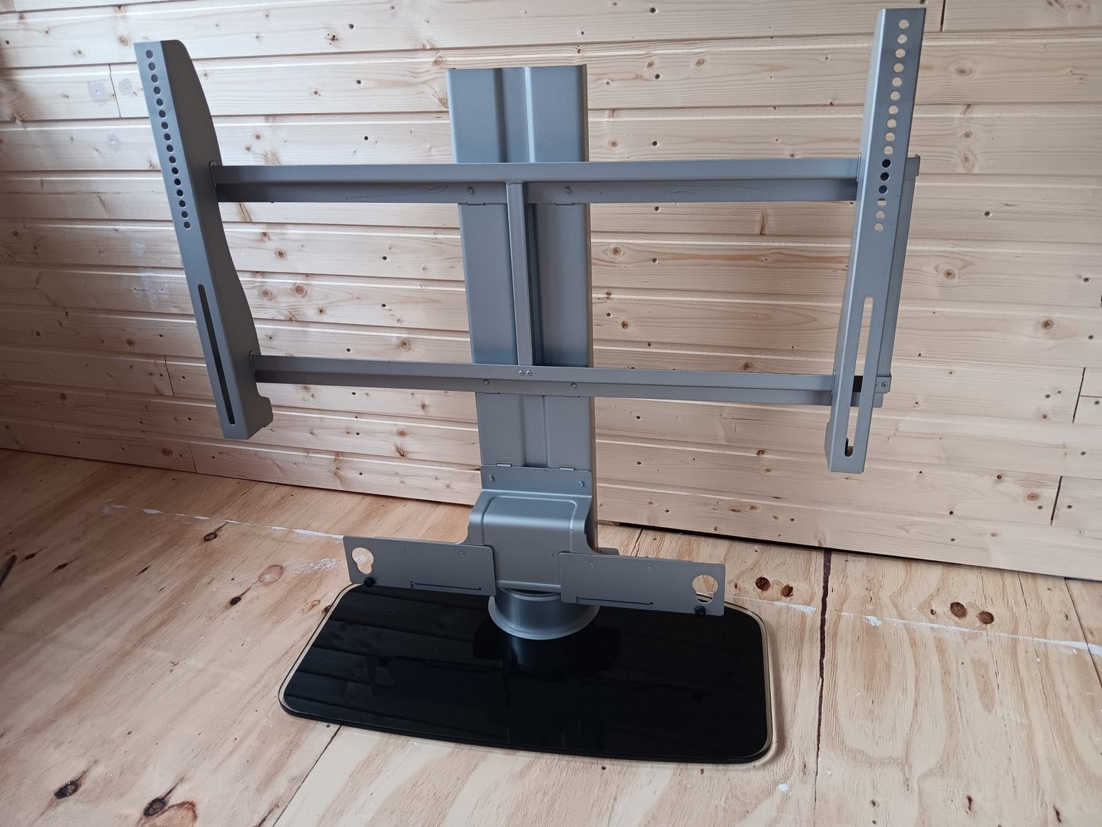 TV Standaard STS8001/00 met glazen voet, Ophalen, Zo goed als nieuw
