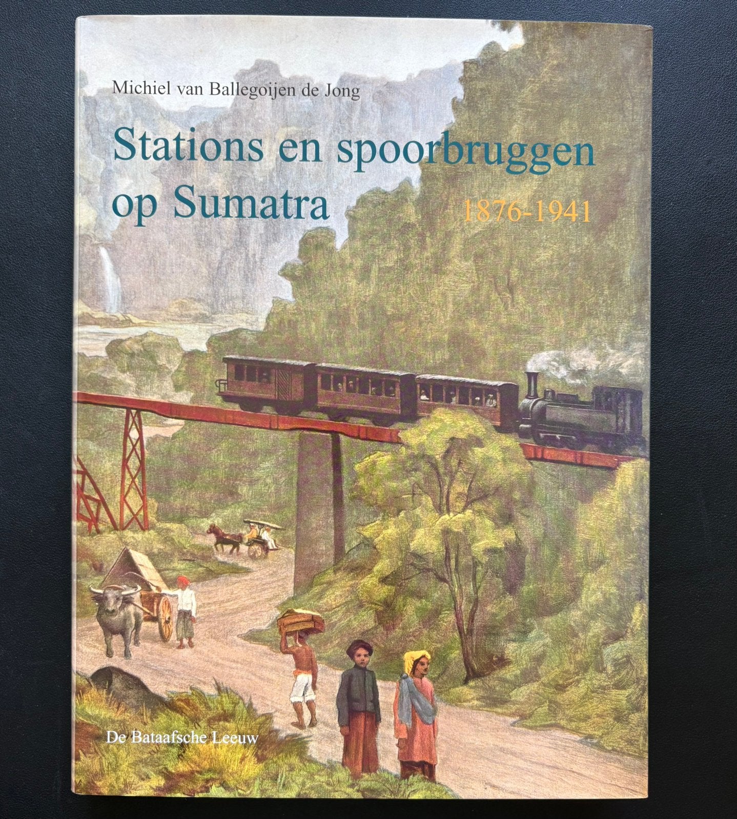 Stations en spoorbruggen op Sumatra (2001), Ophalen of Verzenden, Zo goed als nieuw, Trein, Boek of Tijdschrift